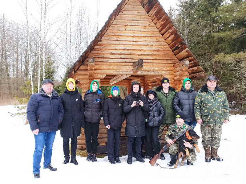 Члены школьного лесничества посетили объекты Сморгонского опытного лесхоза Члены школьного лесничества посетили объекты Сморгонского опытного лесхоза